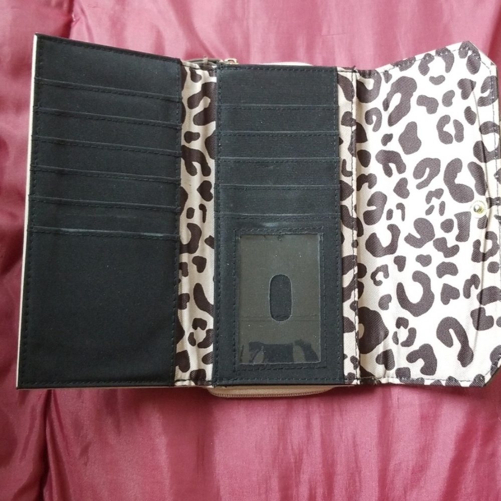 Wallet - Picture 2 of 3